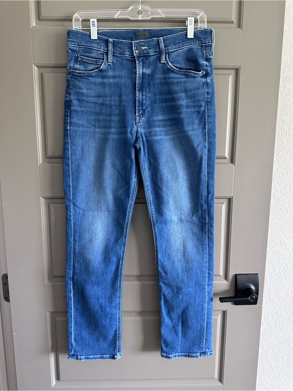 MOTHER Slim Straight Women’s Jeans in Medium Blue Wash